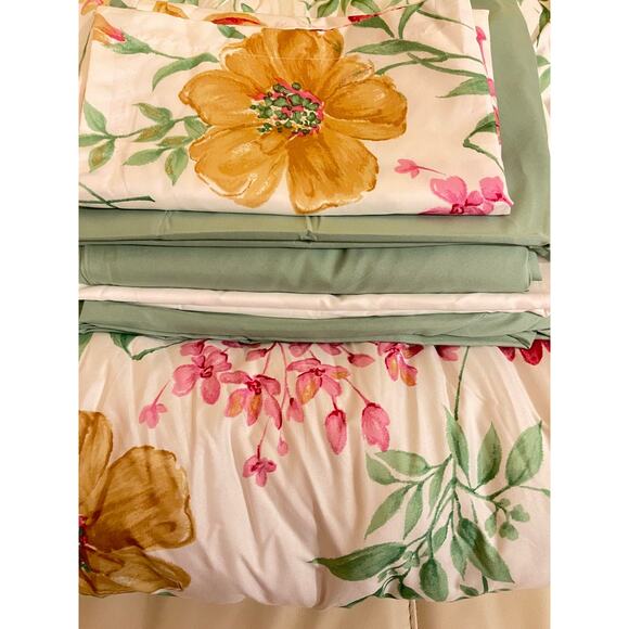 Full Comforter Set 9 PCS - Picture 3 of 5